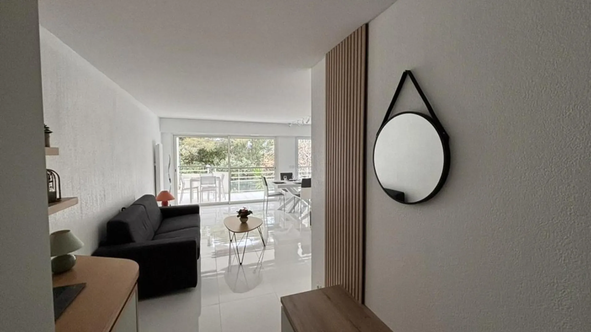 Appartement Moderne A Saint-Raphael, 2 Chambres - Fr-1-226A-204